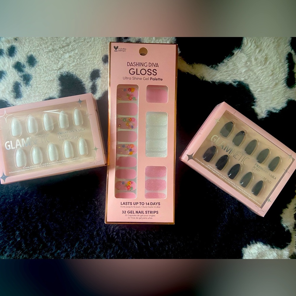 Glamnetic Nails and color strips brand new